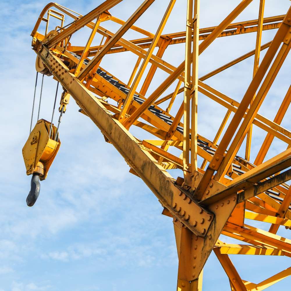 TC2 Machinery Lift and Crane